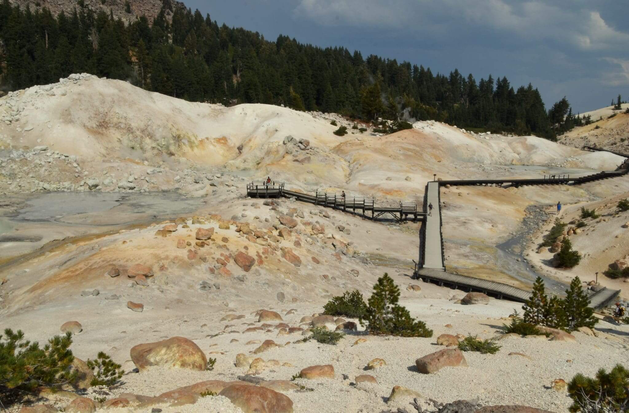 10 Unbelievable Things You Must See In Lassen Volcanic National Park