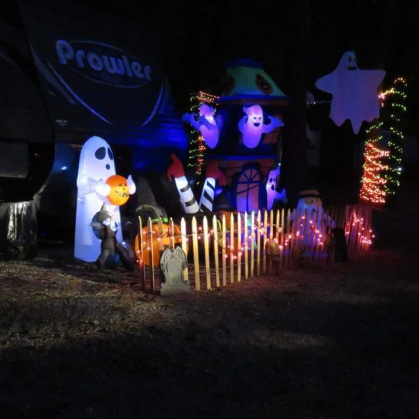 Fun and Unique RV Halloween Decoration Ideas