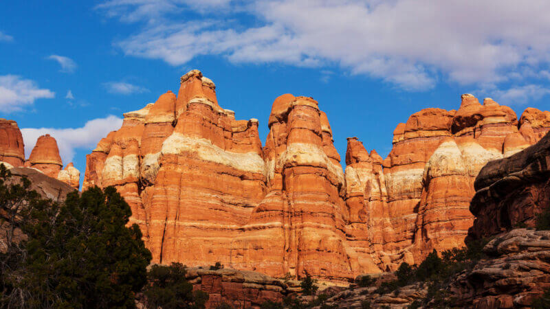 How to Plan an RV Trip to Utah's National Parks - Getaway Couple