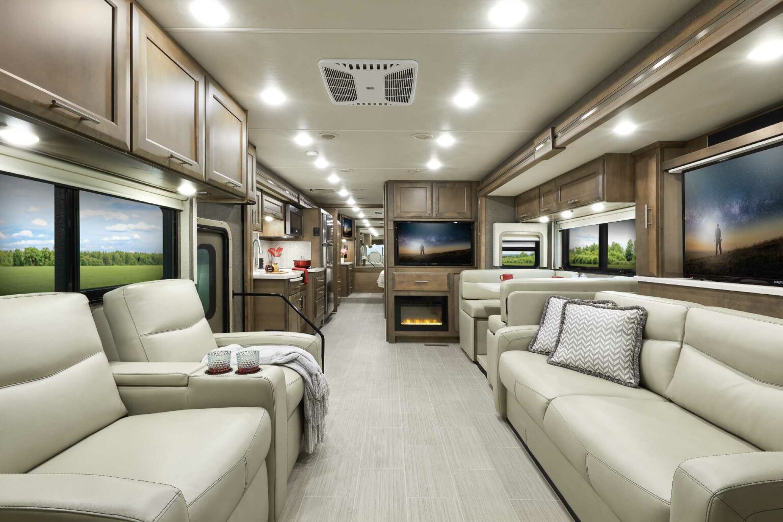 What Is a Class A Motorhome? - Getaway Couple