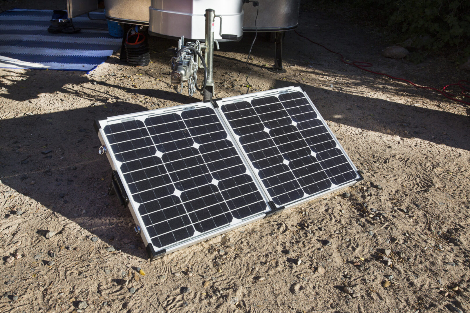 solar panel for travel trailer battery