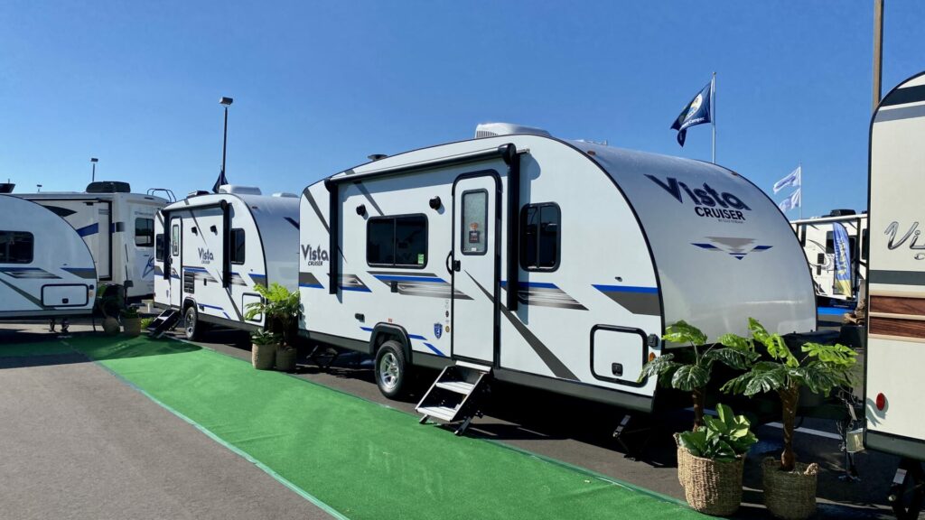 A Vista Cruiser RV at an RV show. This is a good option when it comes to lightweight campers.