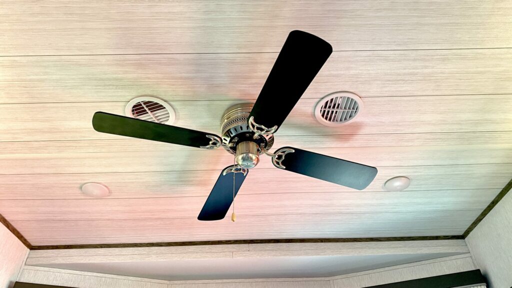 An RV ceiling fan in a fifth wheel living room 