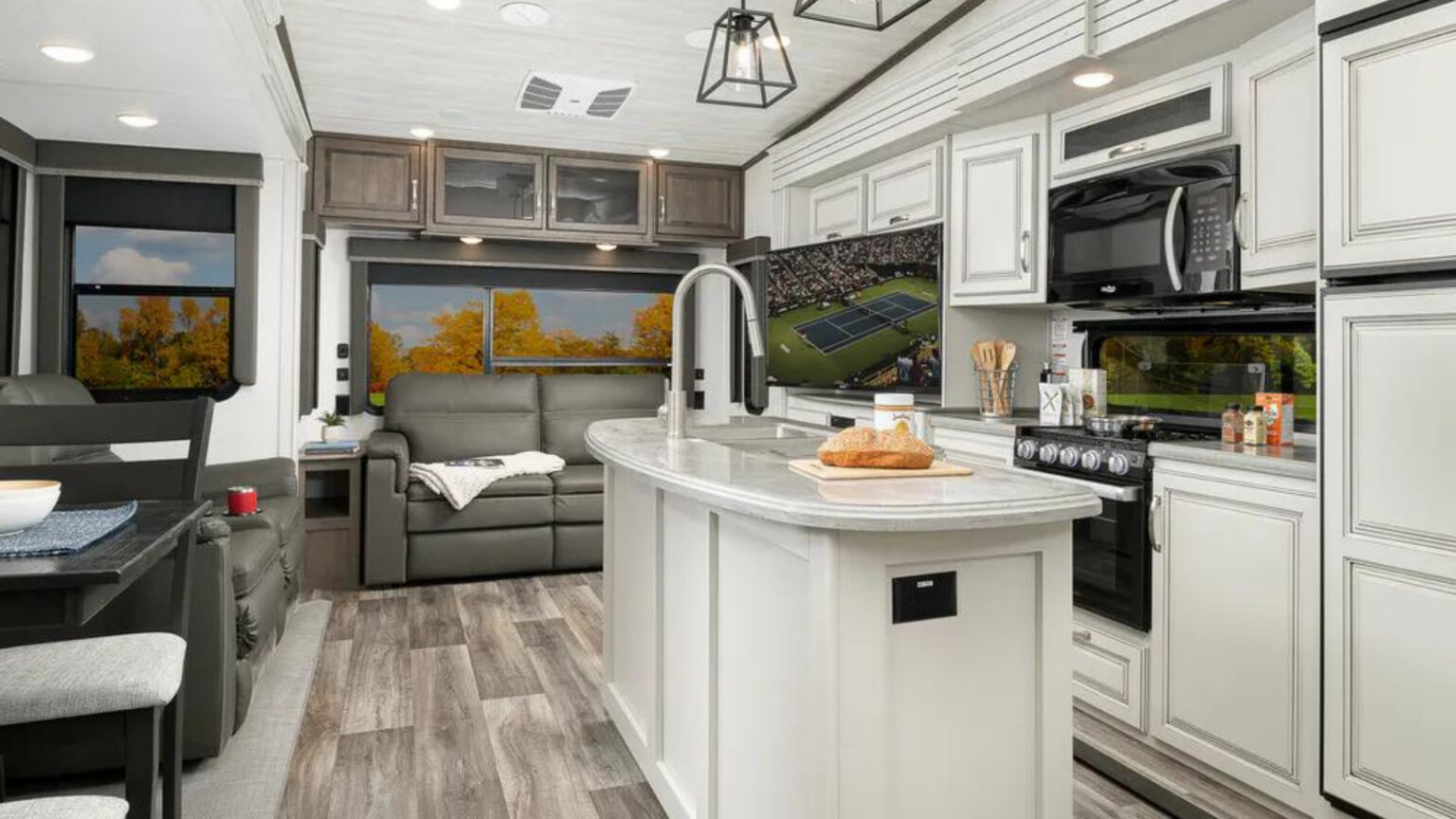 The Keystone Arcadia: The End Of Brown RV Interiors? - Getaway Couple