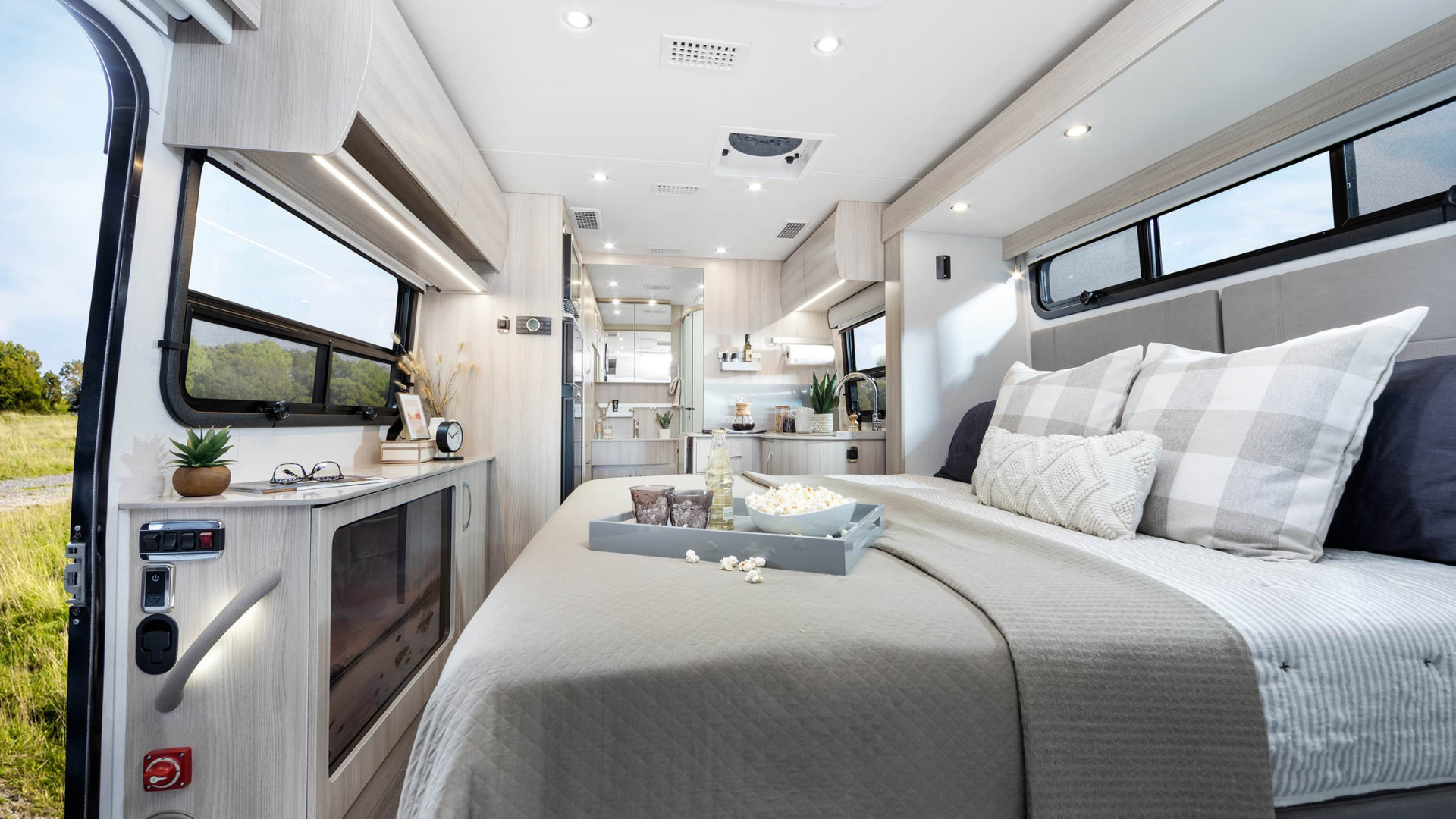 7 Best RVs With Murphy Beds Getaway Couple