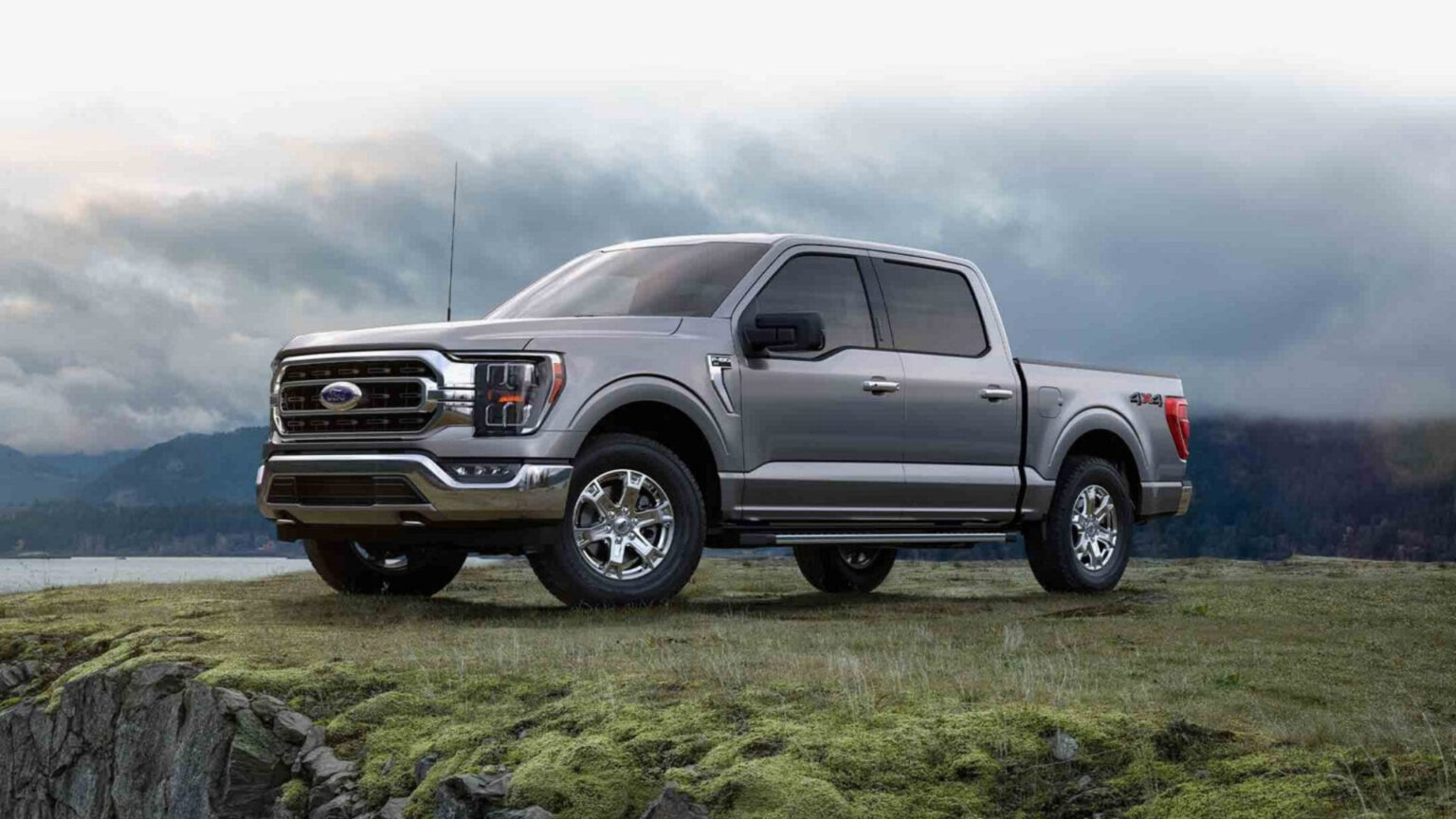 Head to Head: F150 vs F250 - Getaway Couple