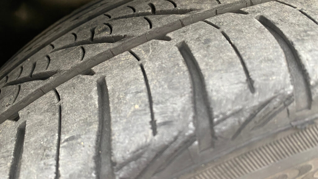 One sign that your front differential is failing is unexplainable wear on your tires