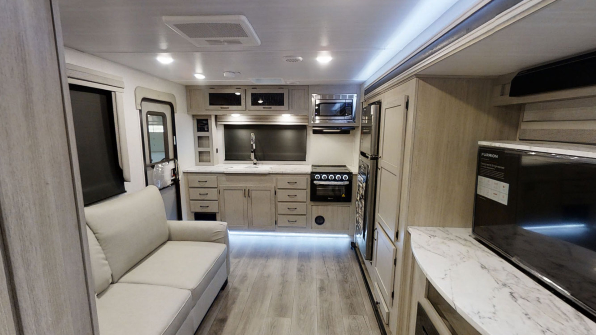 2023 travel trailer rear kitchen