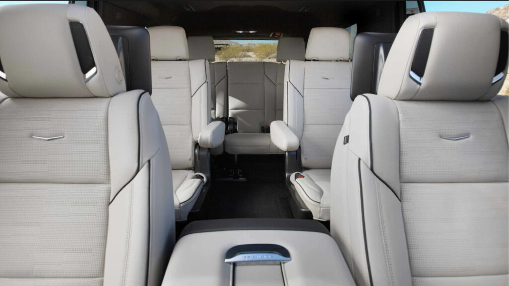 The inside of an escalade towing capacity