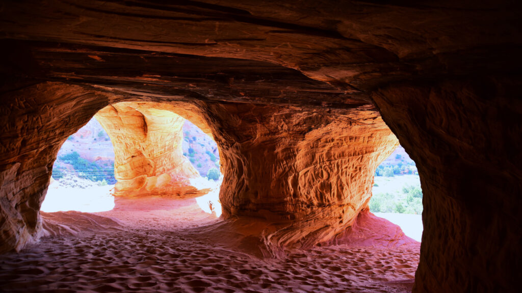 Sand Caves in Utah near the belly of the dragon