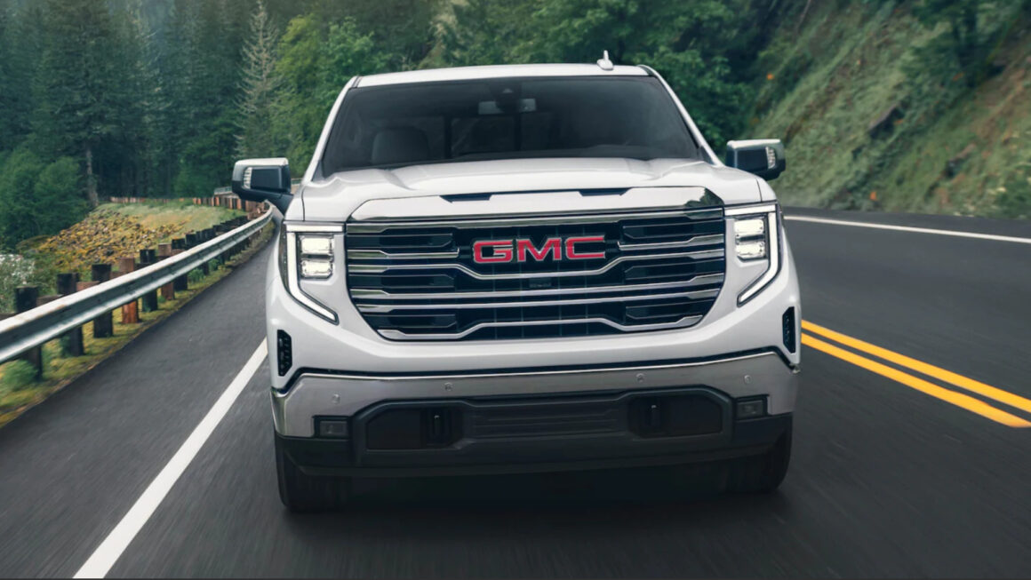 What Is the GMC Sierra 1500 Towing Capacity? Getaway Couple