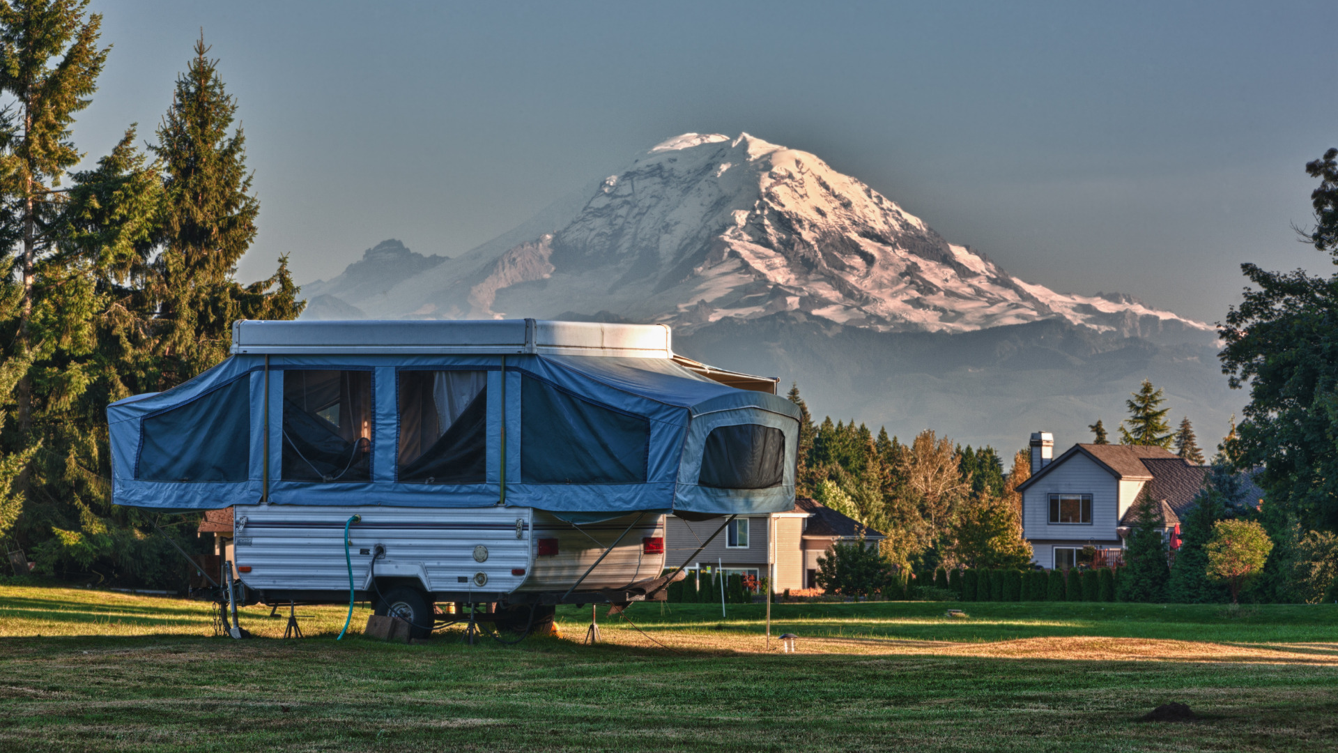 pop-up-camper-hacks-you-have-to-try-getaway-couple