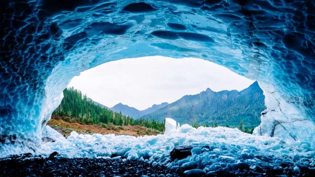 View of big four ice caves