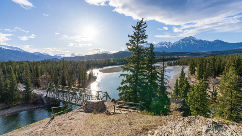 View of Old Fort Point Trail in Jasper National Park.