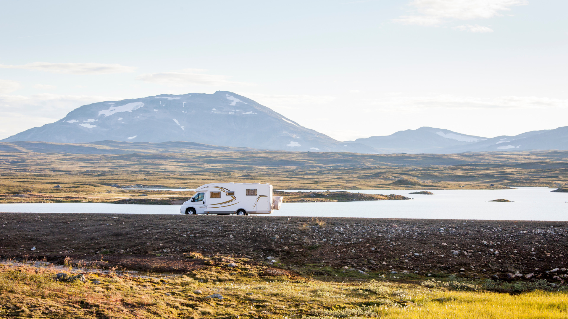 Legit RV Rental Companies in Alaska - Getaway Couple