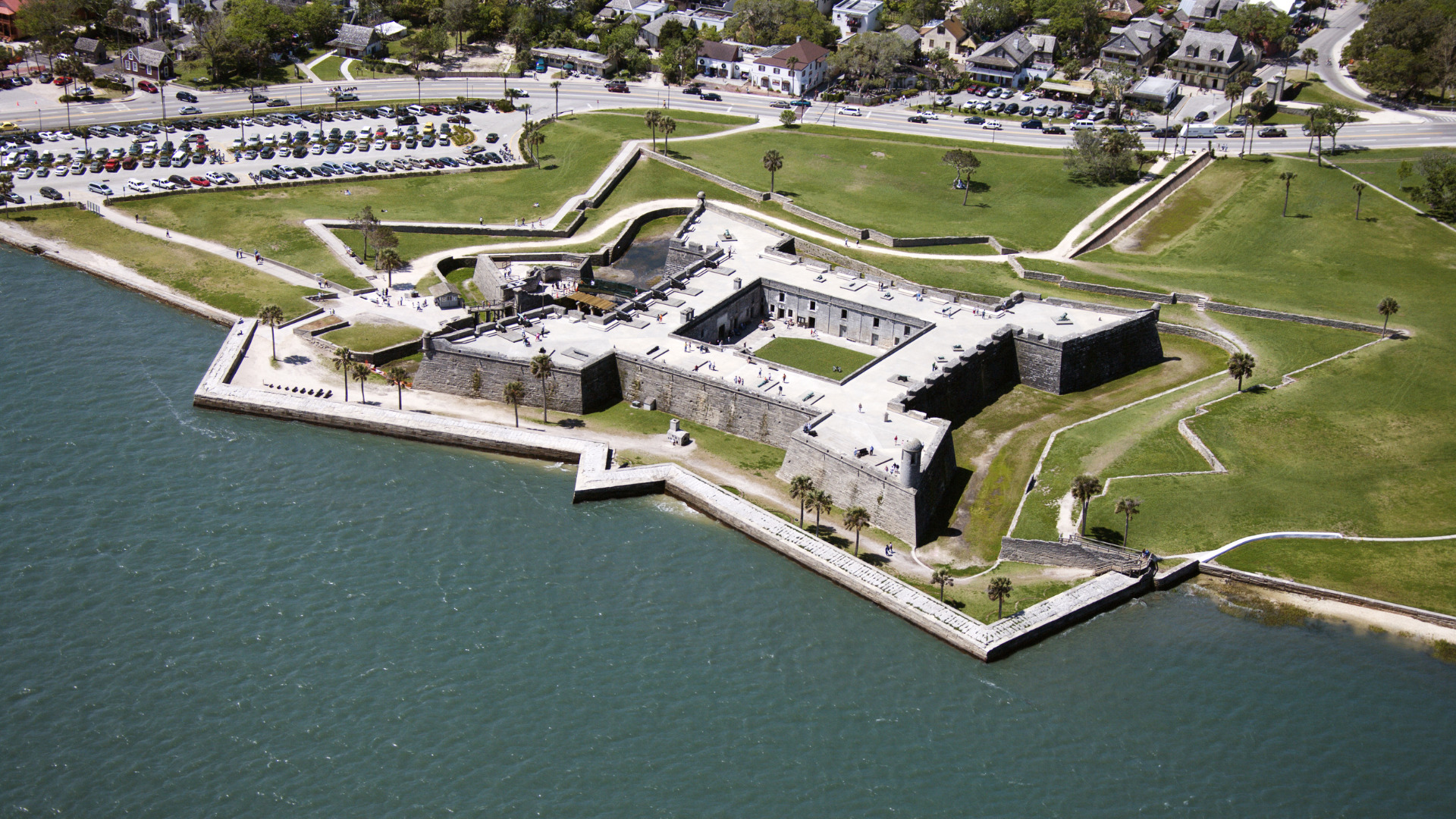 Historic Forts in Florida to Add to Your List - Getaway Couple