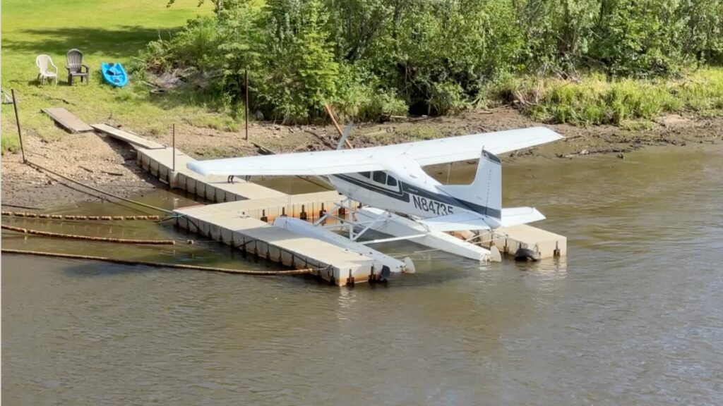 Bush plane tied up on the Chena River