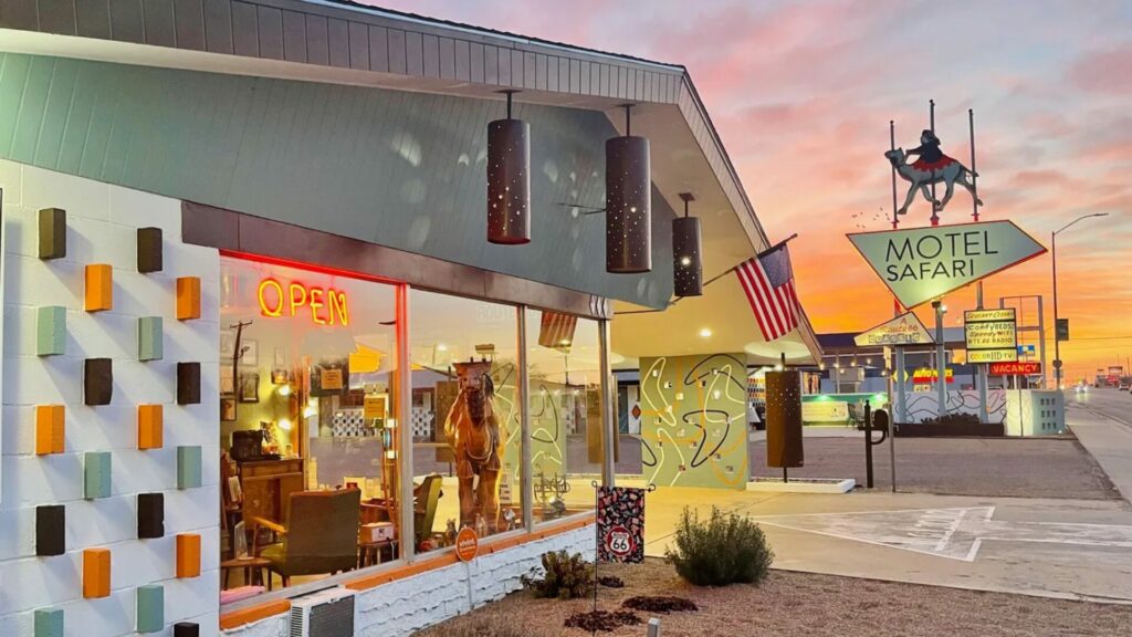 A photo of the front of the iconic Motel Safari along route 66 in Tucumcari, NM.